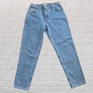 Levi's 550 Relaxed Tapered leg light wash women's jeans